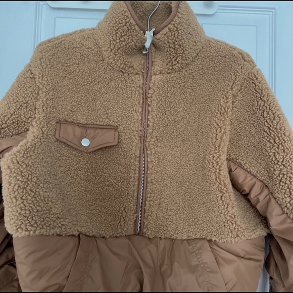 Sherpa Pullover - Picture 4 of 4